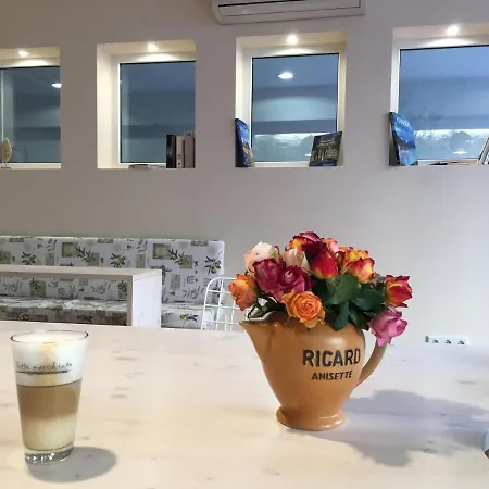 Szálloda Town - Kleines Privathotel In Bestlage 3*