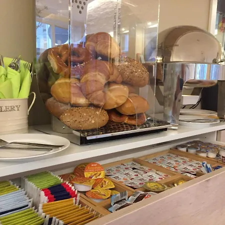 Hotel Town Hotel Wiesbaden City Centre 3*