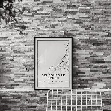 Town - Kleines Privathotel In Bestlage Otel