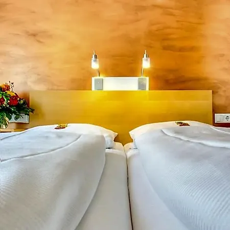 Hotel Town Centre 3*