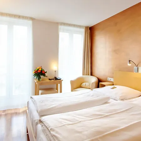 Town Hotel Wiesbaden City Centre