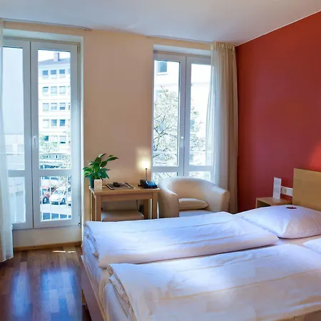 Ξενοδοχείο Town - Kleines Privathotel In Bestlage Βιζμπάντεν