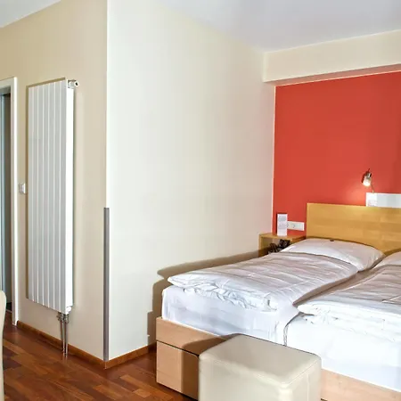 Town - Kleines Privathotel Mit Self-check-in In Bestlage 3* Wiesbaden