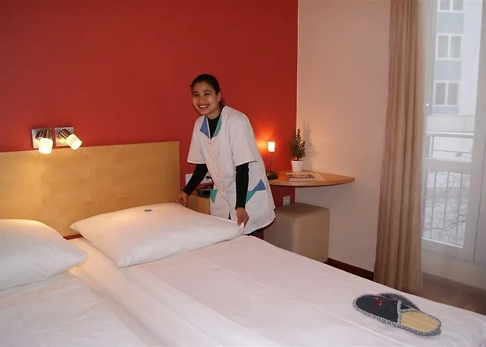 Town - Kleines Privathotel In Bestlage Отель