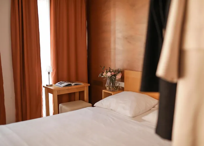 Hotel Town - Kleines Privathotel In Bestlage Wiesbaden