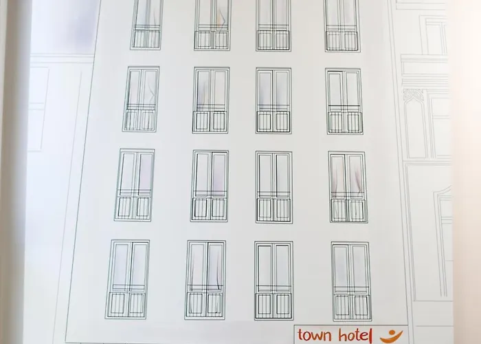 Hotel Town - Kleines Privathotel In Bestlage