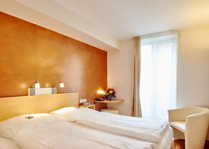 Town - Kleines Privathotel In Bestlage Wiesbaden