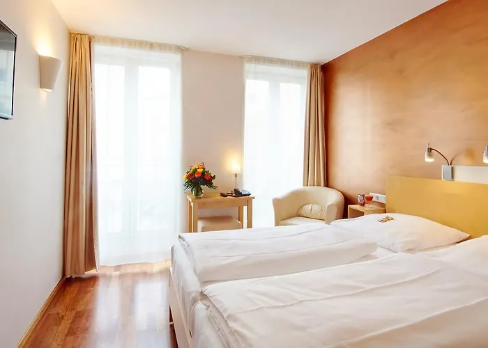 Town - Kleines Privathotel In Bestlage Wiesbaden