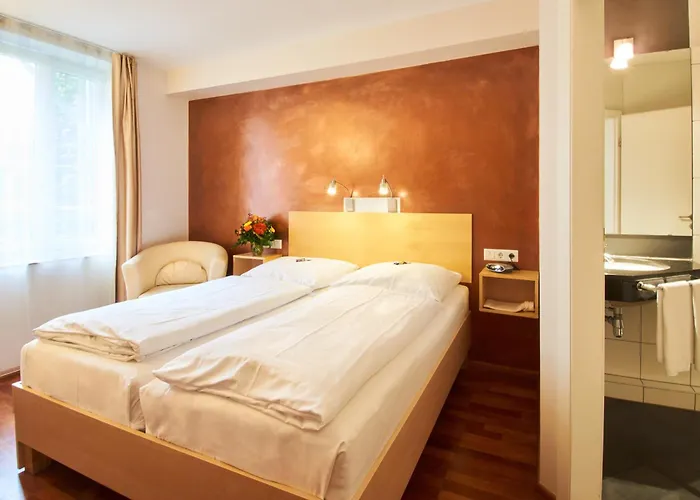 Town - Kleines Privathotel In Bestlage Hotel 3*