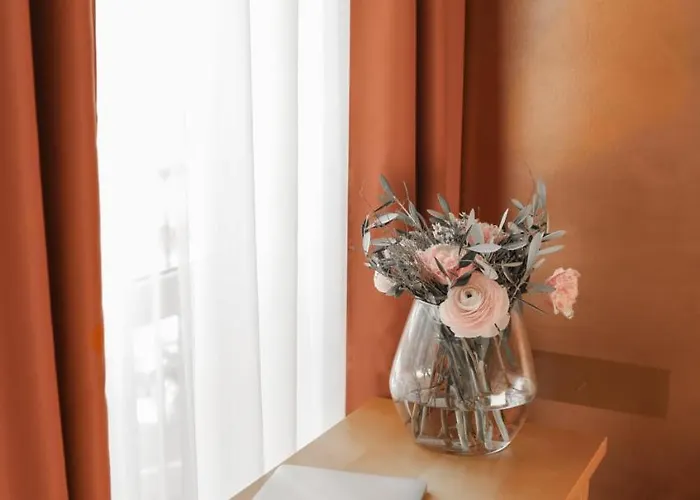 Town - Kleines Privathotel In Bestlage 3*